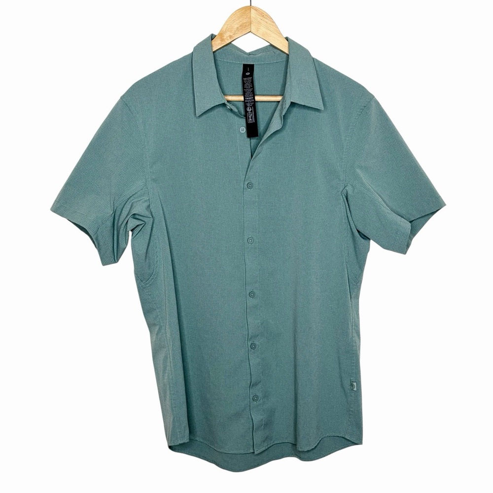 Lululemon Airing Easy Short Sleeve Shirt Mens L Button Up Tech Four Way Stretch
